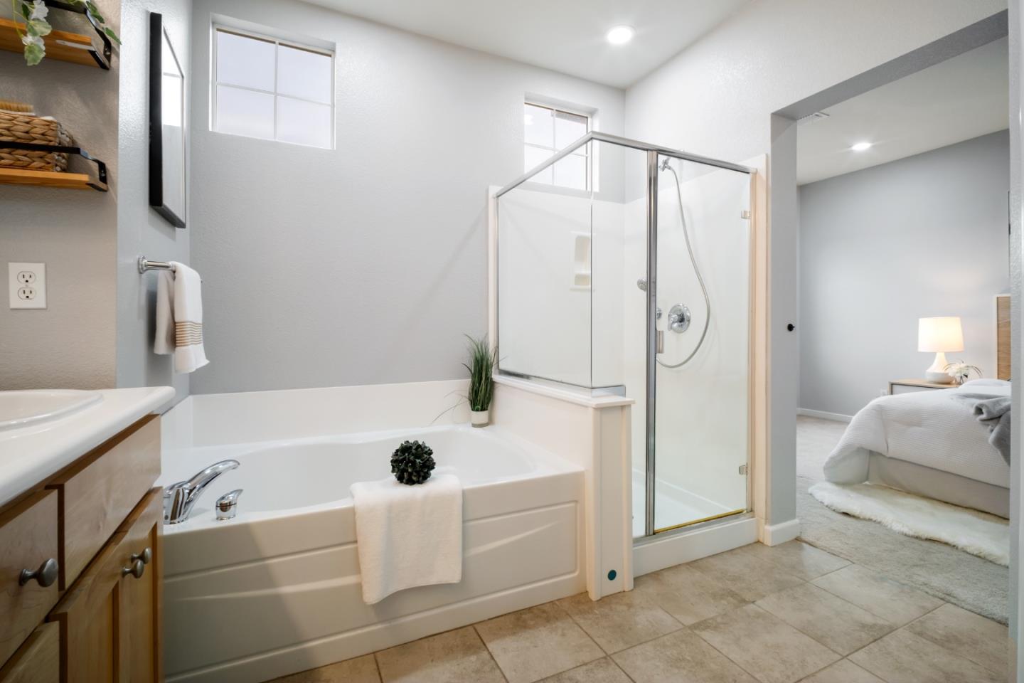 Detail Gallery Image 15 of 28 For 557 Montego Ter, Sunnyvale,  CA 94089 - 3 Beds | 2/1 Baths