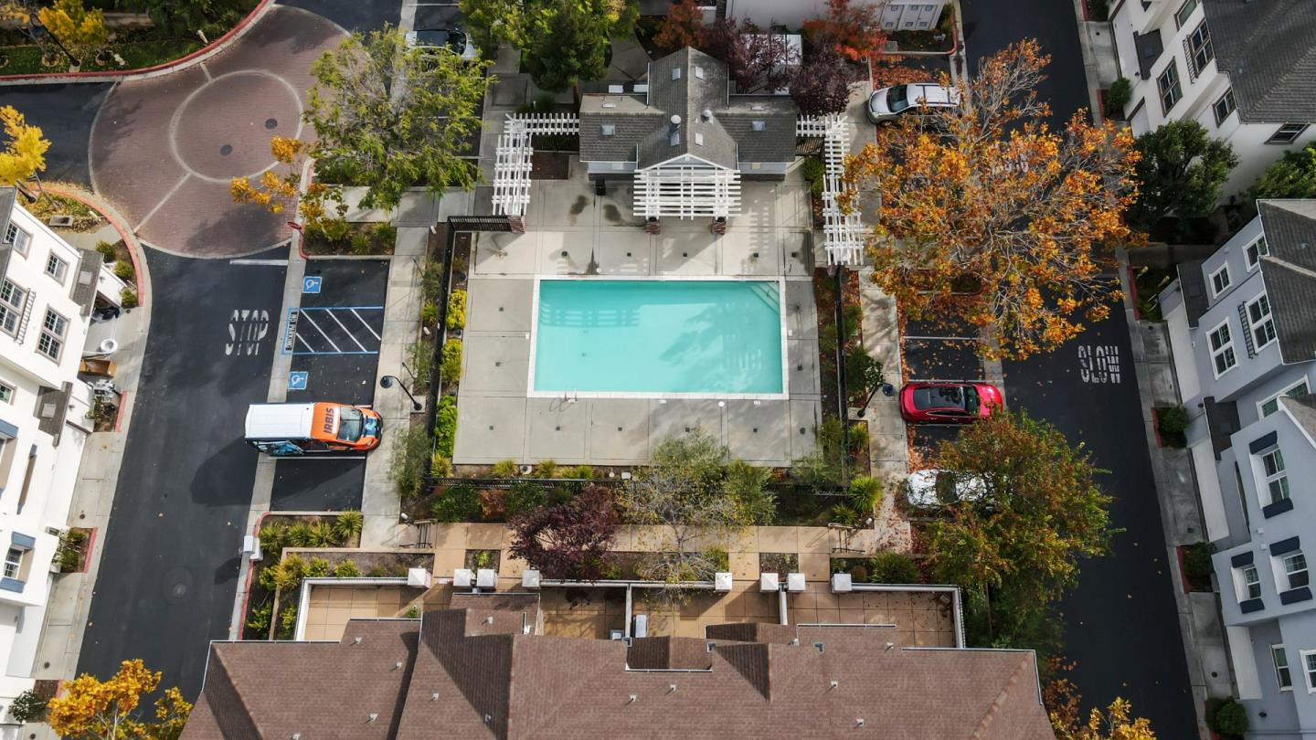 Detail Gallery Image 24 of 28 For 557 Montego Ter, Sunnyvale,  CA 94089 - 3 Beds | 2/1 Baths