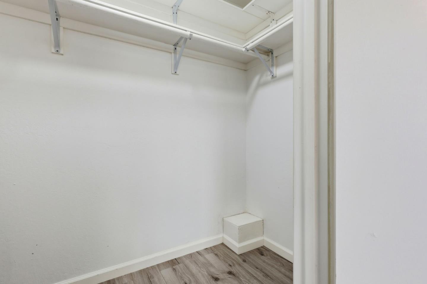 Detail Gallery Image 17 of 19 For 829 Stonegate Dr, South San Francisco,  CA 94080 - 2 Beds | 1/1 Baths