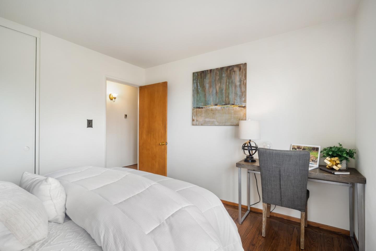 Detail Gallery Image 22 of 36 For 2641 Ridgeway Ave, San Bruno,  CA 94066 - 3 Beds | 2 Baths