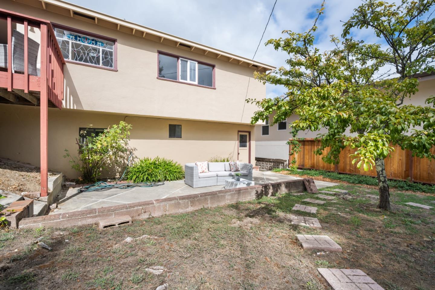 Detail Gallery Image 28 of 36 For 2641 Ridgeway Ave, San Bruno,  CA 94066 - 3 Beds | 2 Baths