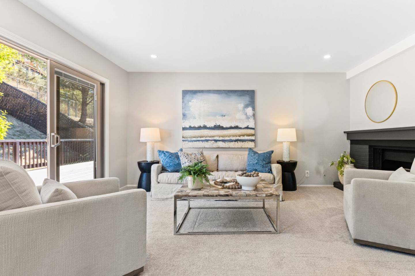 Detail Gallery Image 5 of 28 For 1136 Oddstad Blvd, Pacifica,  CA 94044 - 4 Beds | 3 Baths