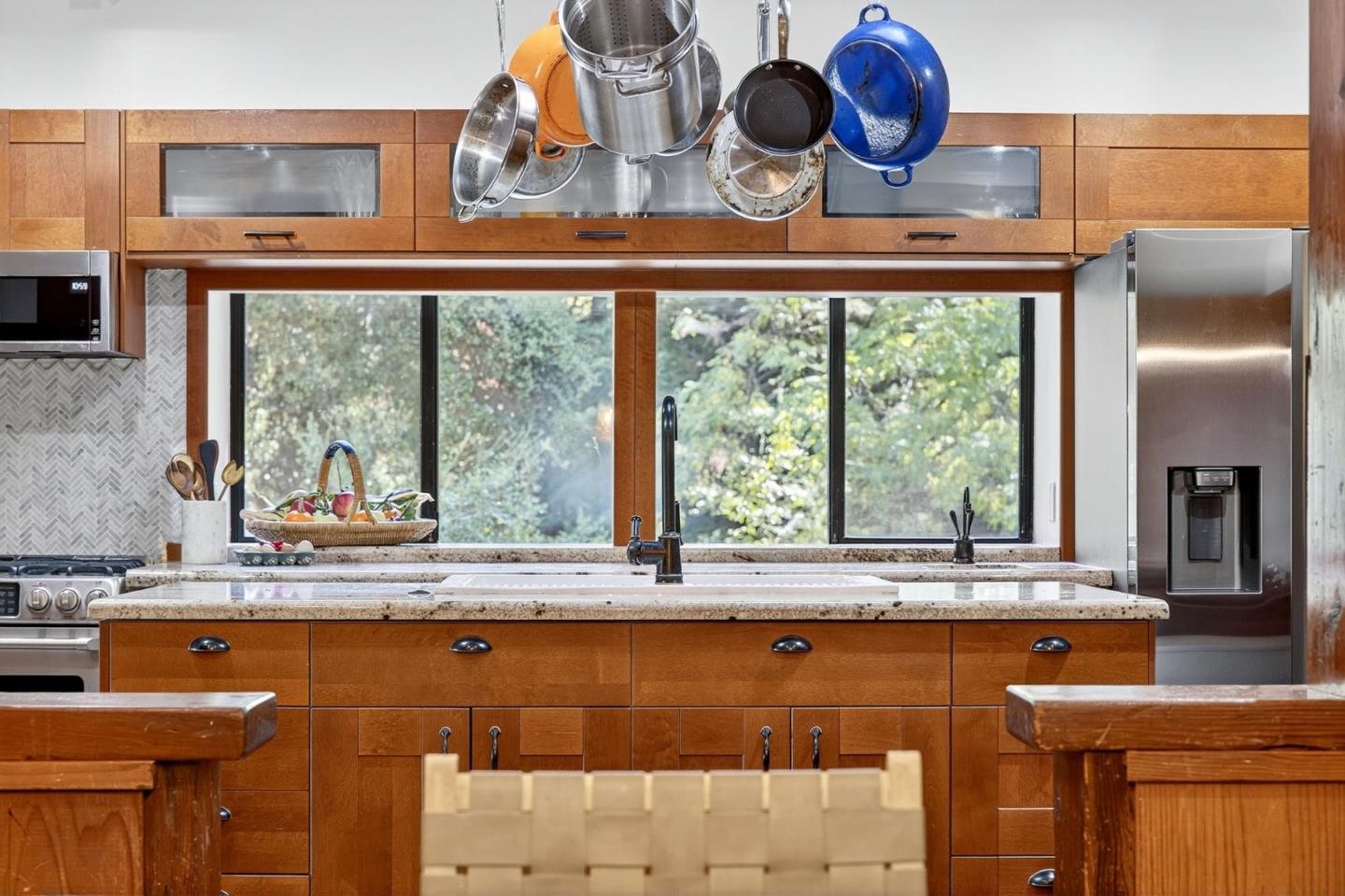 Detail Gallery Image 11 of 49 For 21860 Bear Creek Way, Los Gatos,  CA 95033 - 4 Beds | 3/1 Baths