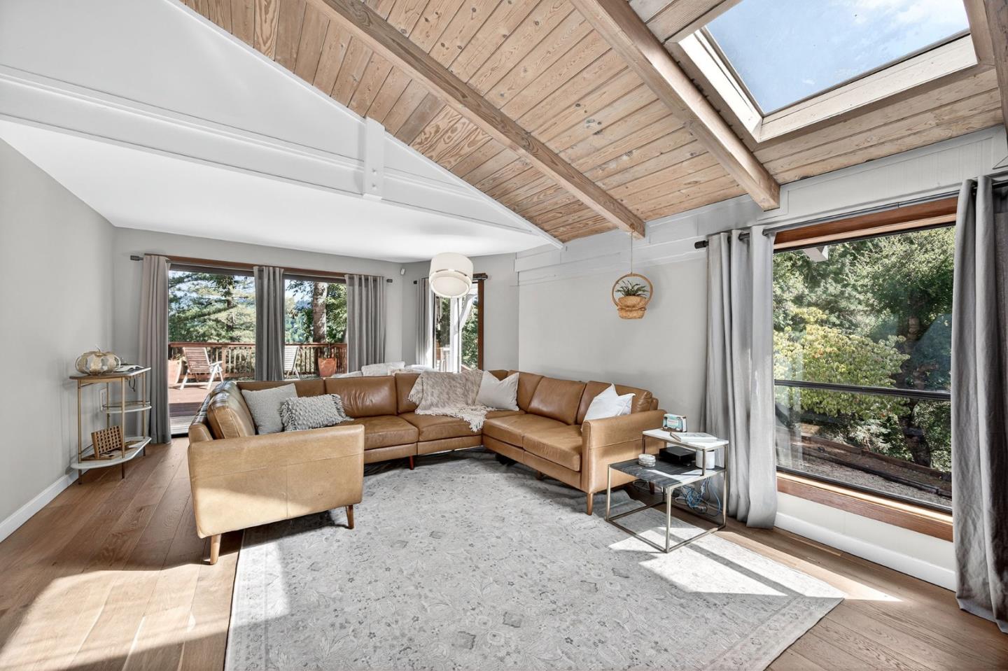 Detail Gallery Image 17 of 49 For 21860 Bear Creek Way, Los Gatos,  CA 95033 - 4 Beds | 3/1 Baths