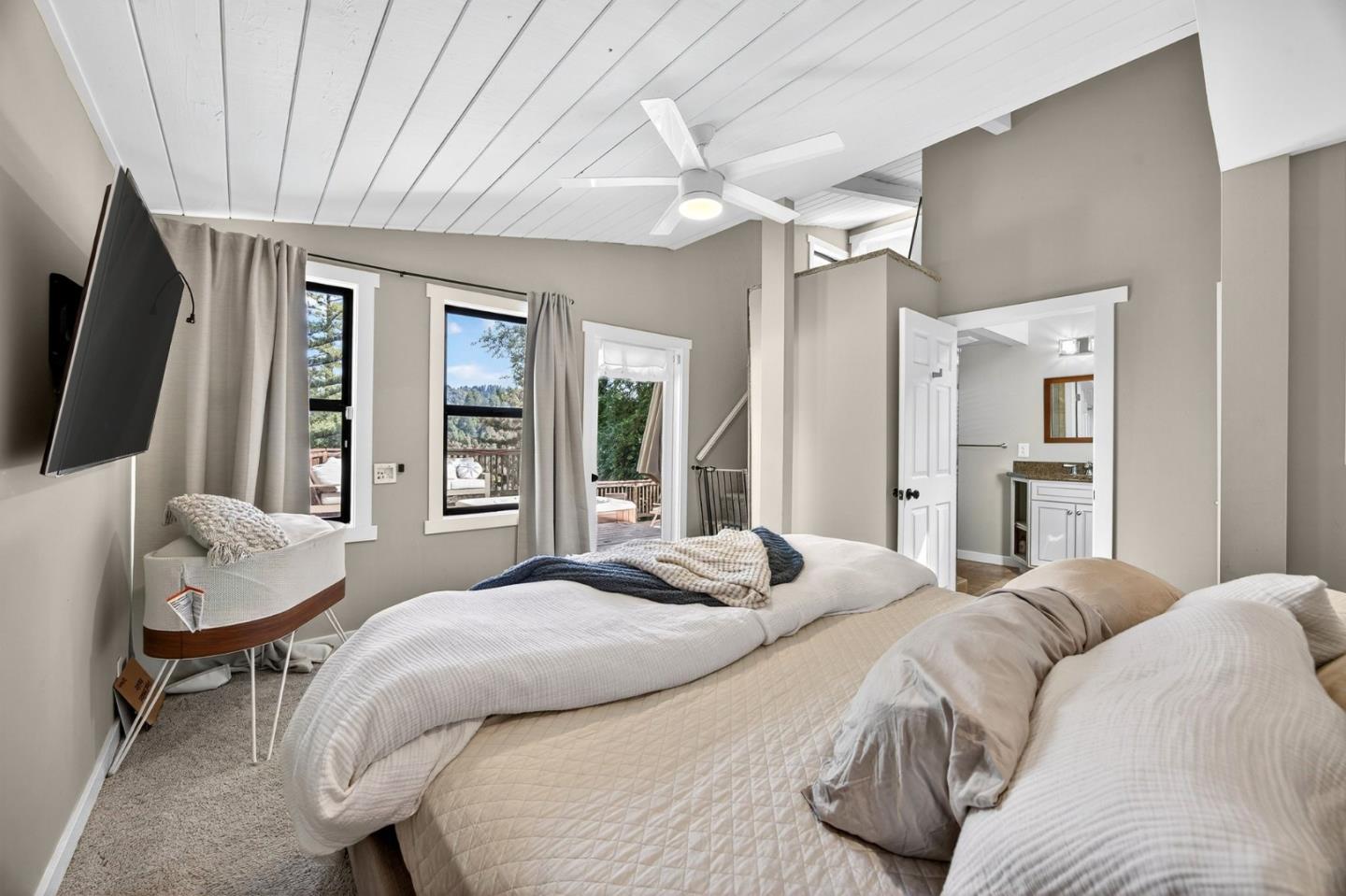 Detail Gallery Image 27 of 49 For 21860 Bear Creek Way, Los Gatos,  CA 95033 - 4 Beds | 3/1 Baths