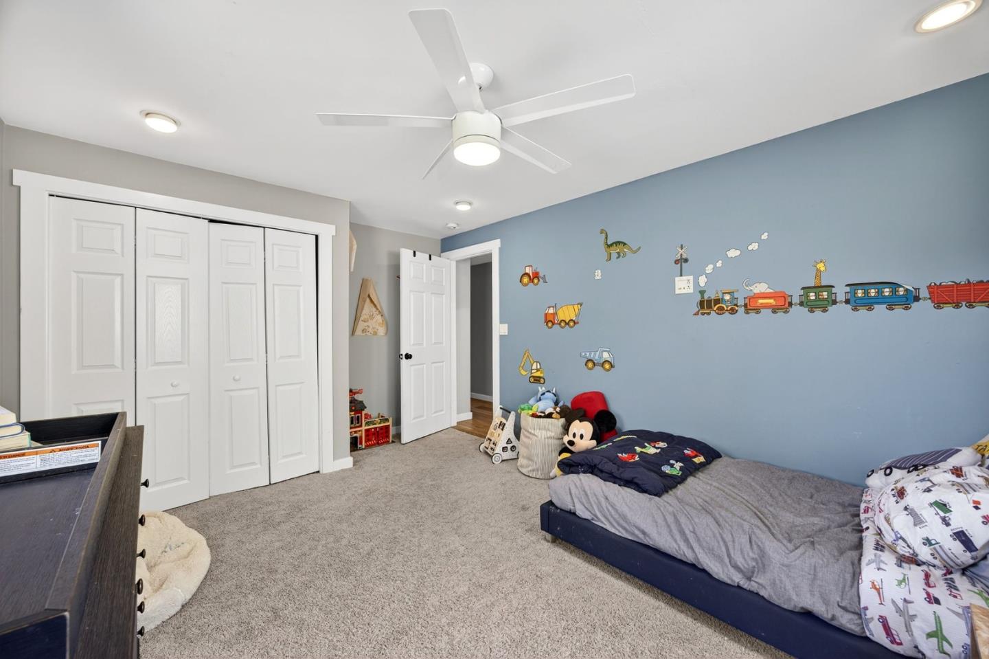 Detail Gallery Image 32 of 49 For 21860 Bear Creek Way, Los Gatos,  CA 95033 - 4 Beds | 3/1 Baths