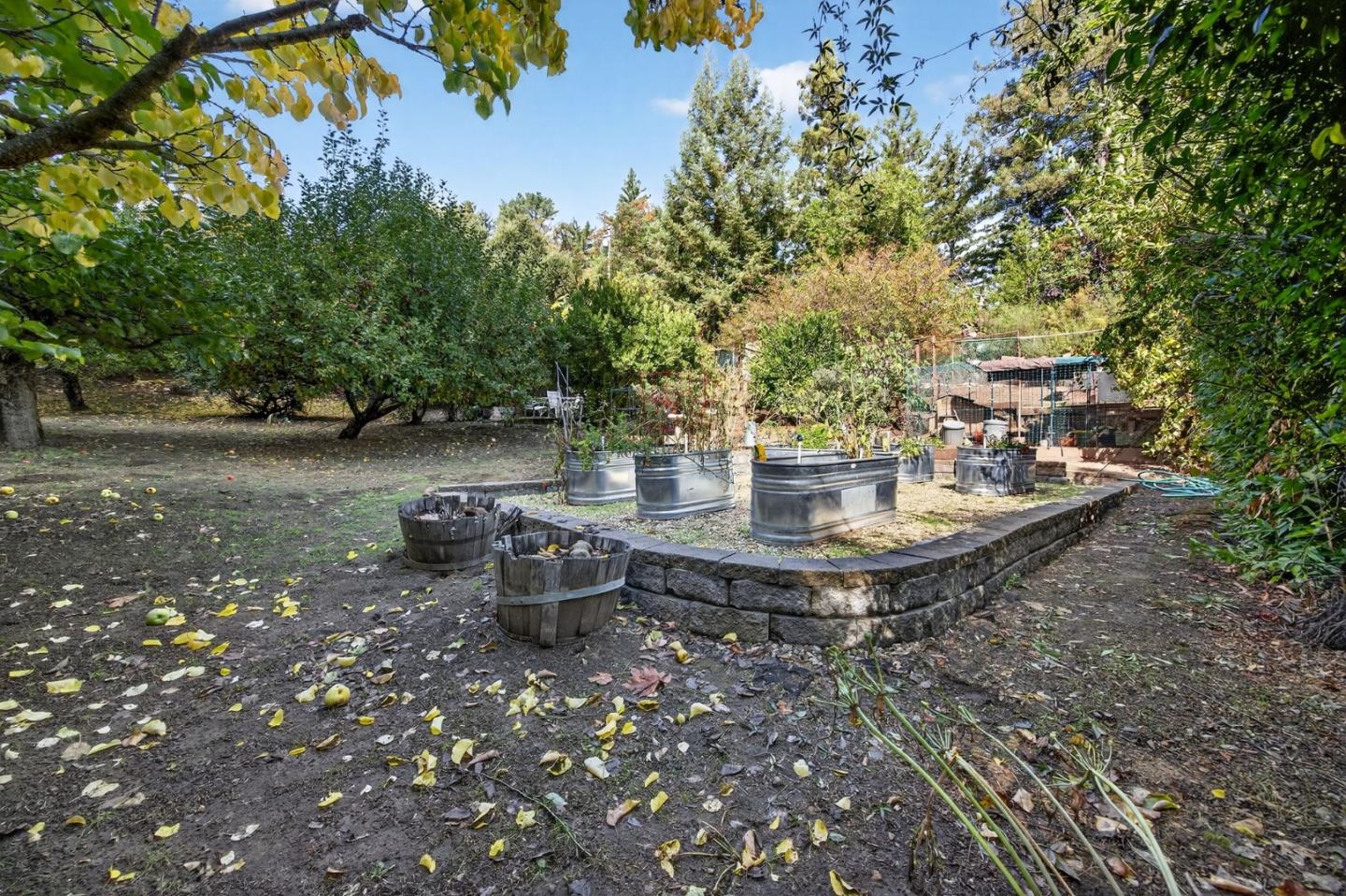 Detail Gallery Image 40 of 49 For 21860 Bear Creek Way, Los Gatos,  CA 95033 - 4 Beds | 3/1 Baths