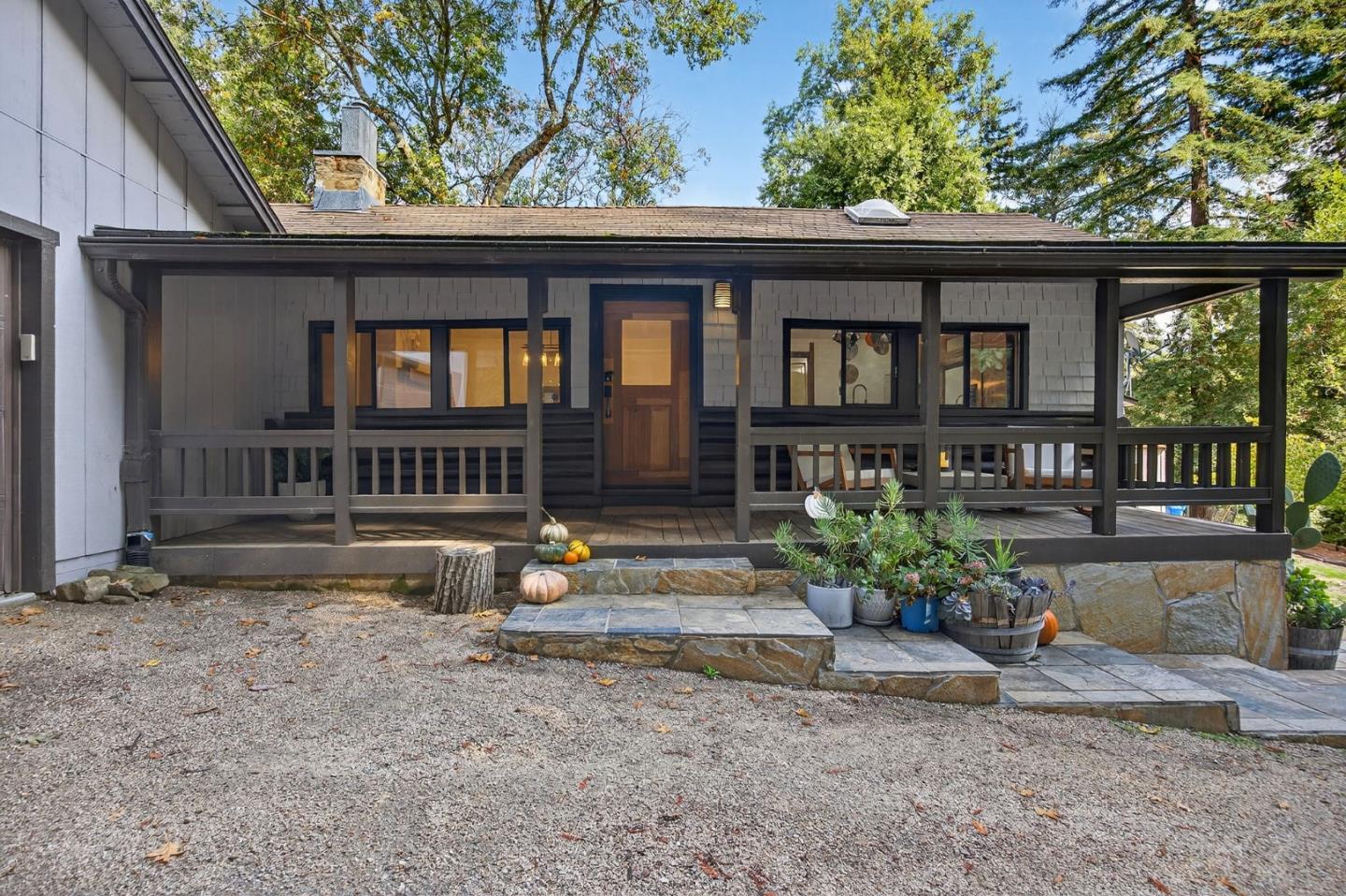 Detail Gallery Image 7 of 49 For 21860 Bear Creek Way, Los Gatos,  CA 95033 - 4 Beds | 3/1 Baths