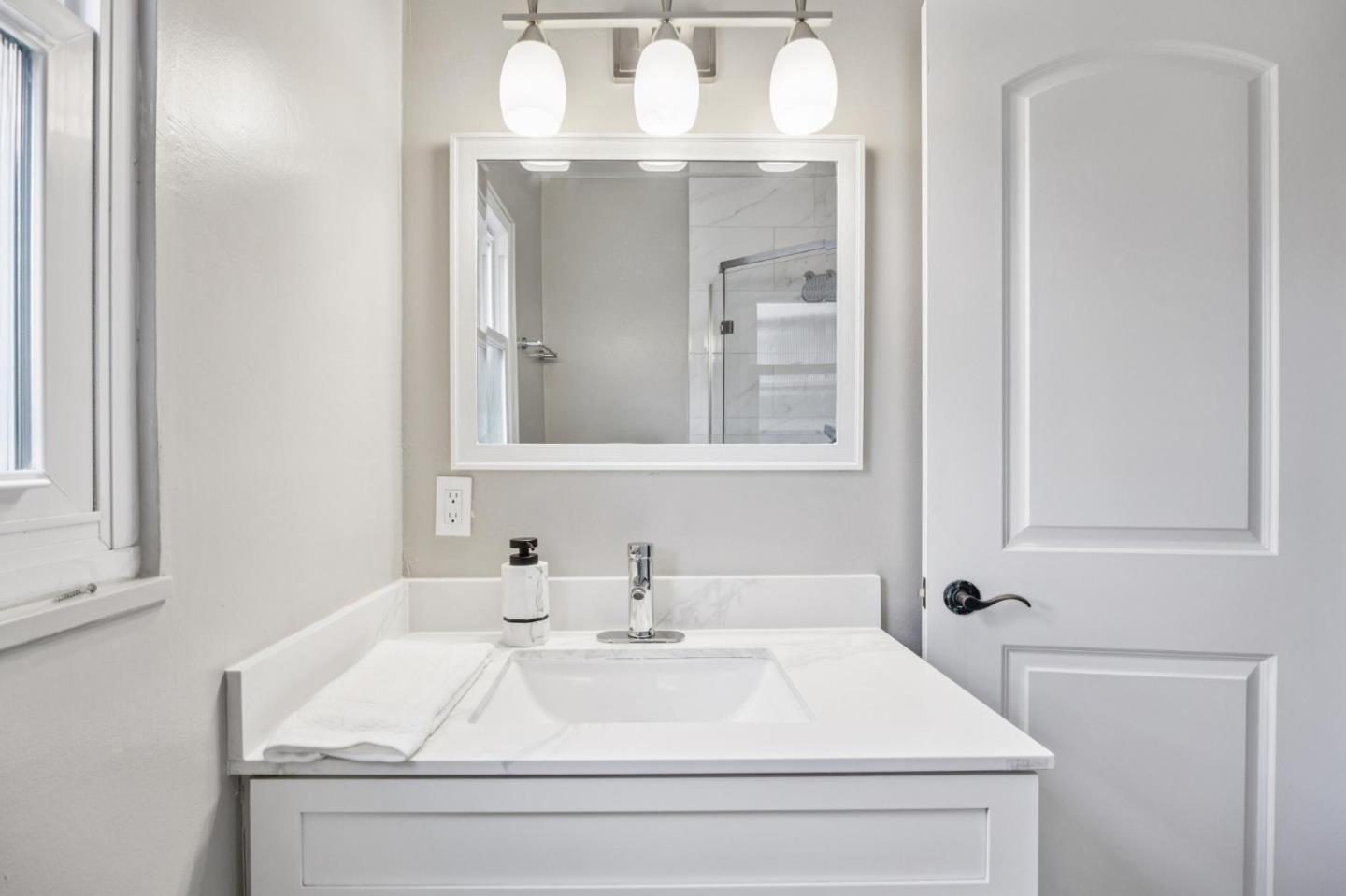 Detail Gallery Image 46 of 112 For 766 N Redwood Ave, San Jose,  CA 95128 - 3 Beds | 2 Baths