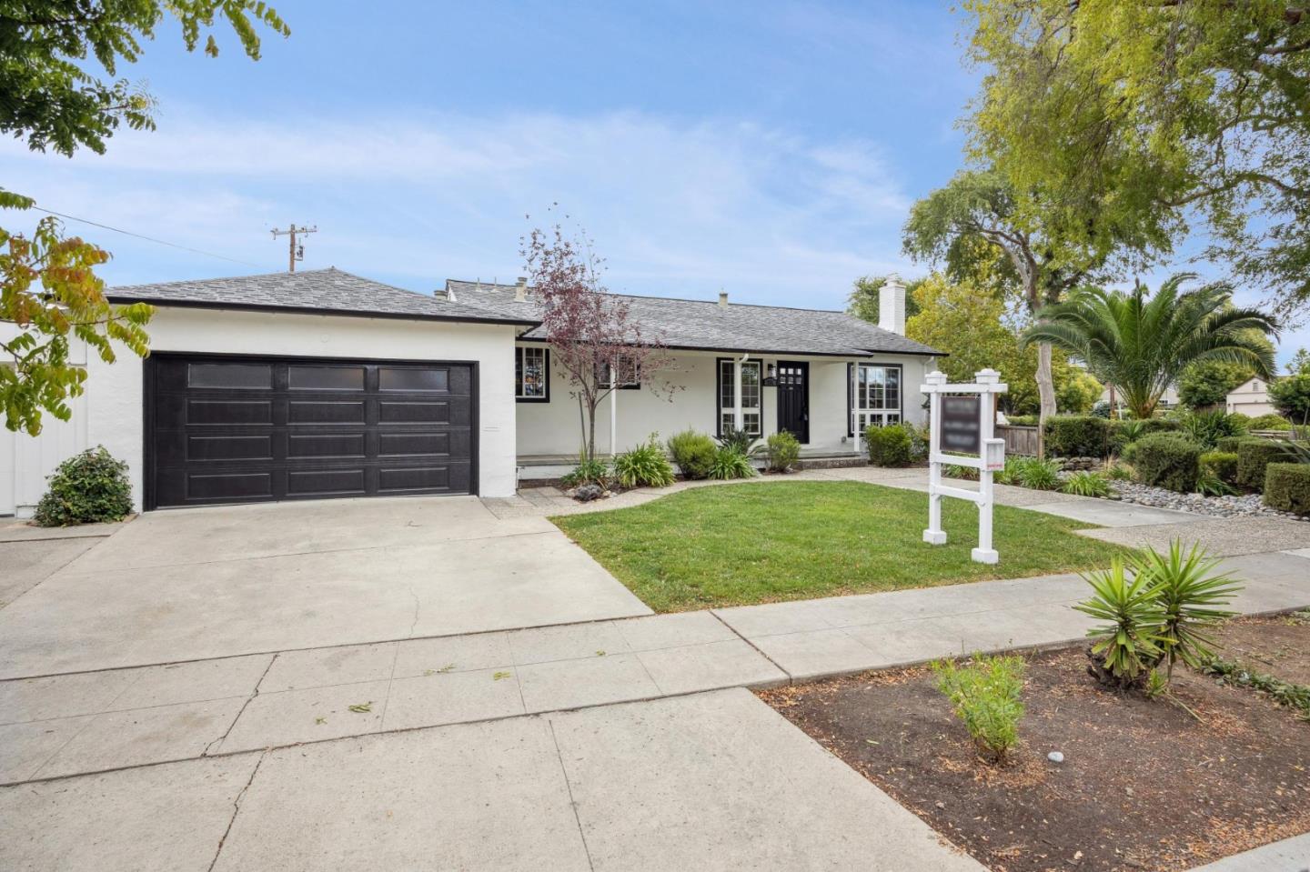 Detail Gallery Image 5 of 112 For 766 N Redwood Ave, San Jose,  CA 95128 - 3 Beds | 2 Baths