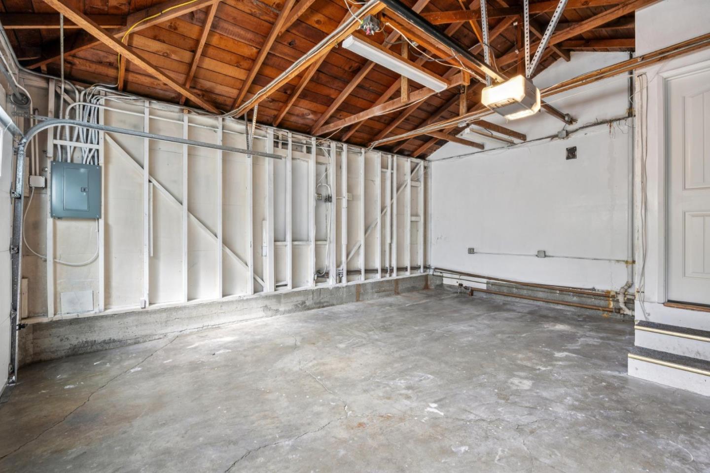 Detail Gallery Image 59 of 112 For 766 N Redwood Ave, San Jose,  CA 95128 - 3 Beds | 2 Baths