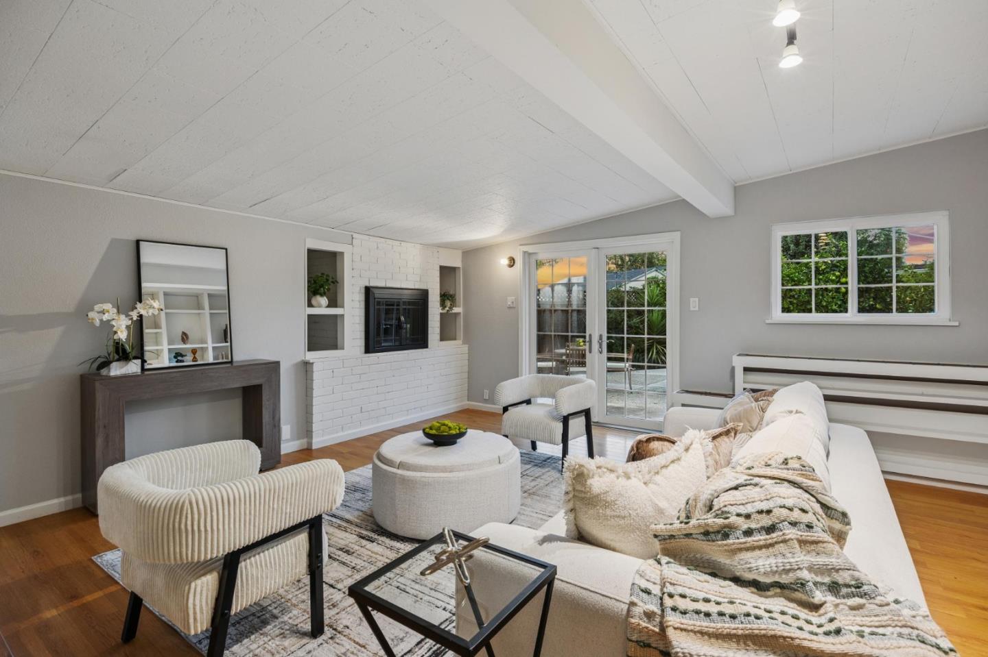 Detail Gallery Image 83 of 112 For 766 N Redwood Ave, San Jose,  CA 95128 - 3 Beds | 2 Baths