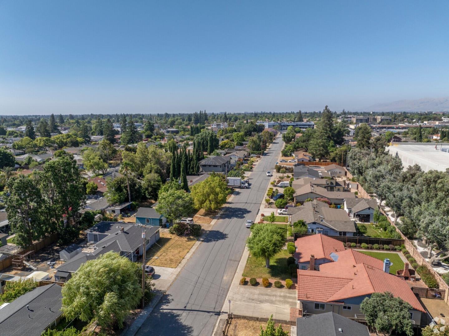 Detail Gallery Image 93 of 112 For 766 N Redwood Ave, San Jose,  CA 95128 - 3 Beds | 2 Baths