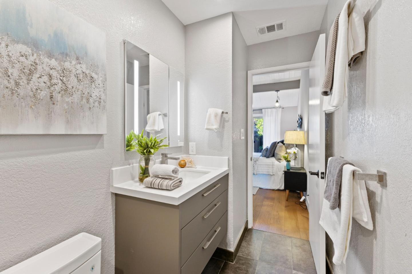 Detail Gallery Image 14 of 24 For 128 Brahms Way, Sunnyvale,  CA 94087 - 3 Beds | 2 Baths