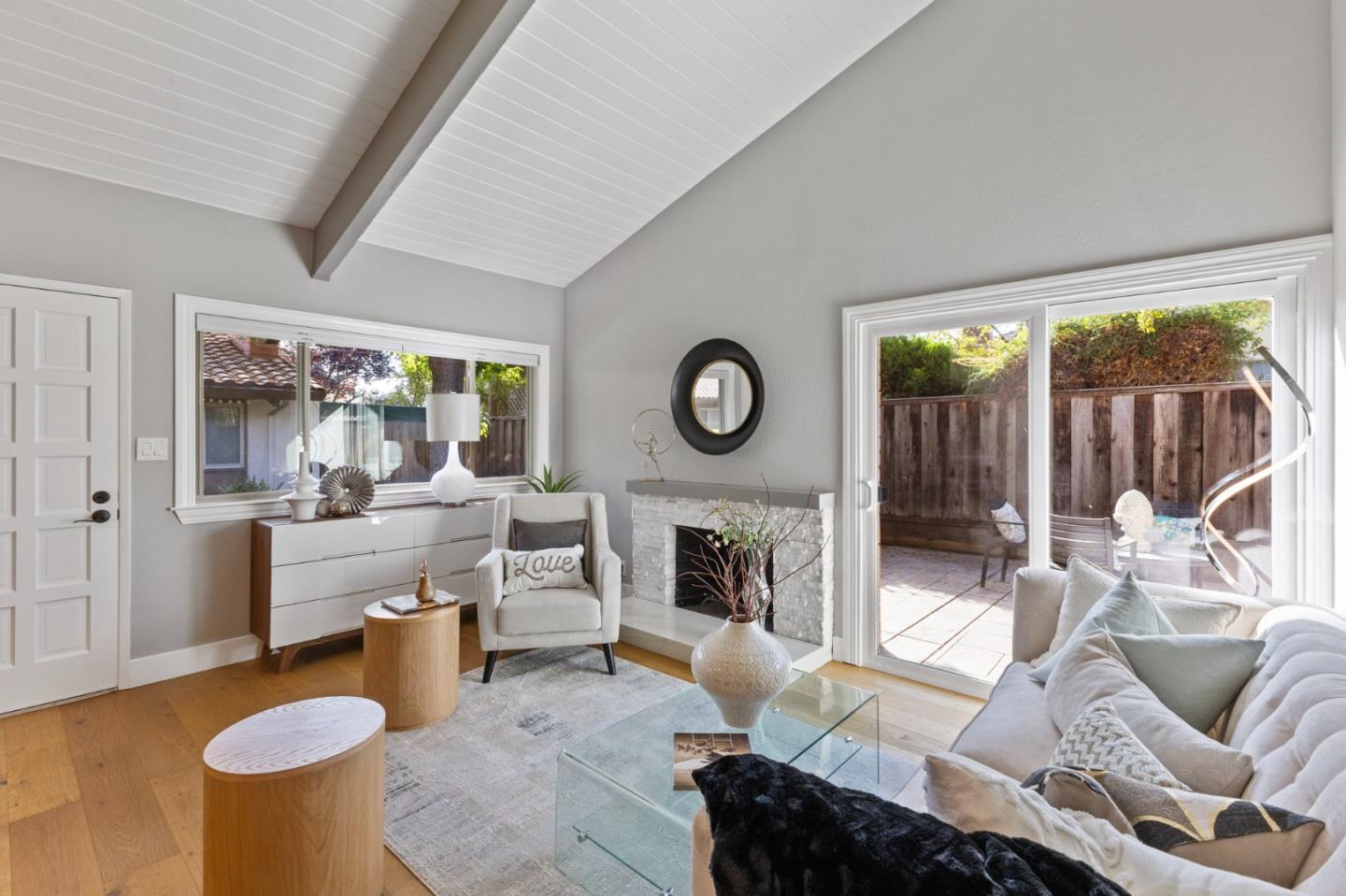 Detail Gallery Image 2 of 24 For 128 Brahms Way, Sunnyvale,  CA 94087 - 3 Beds | 2 Baths