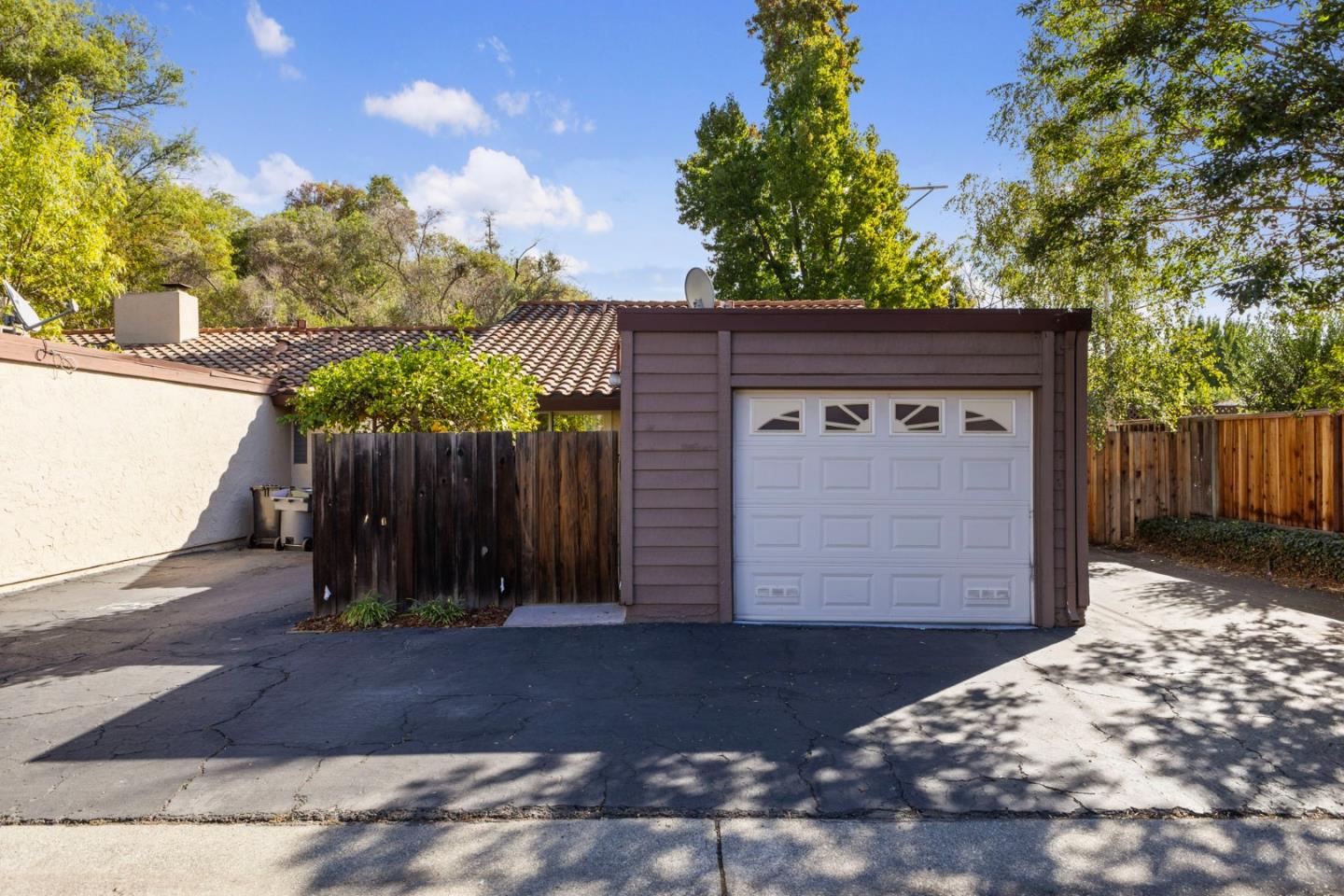 Detail Gallery Image 20 of 24 For 128 Brahms Way, Sunnyvale,  CA 94087 - 3 Beds | 2 Baths