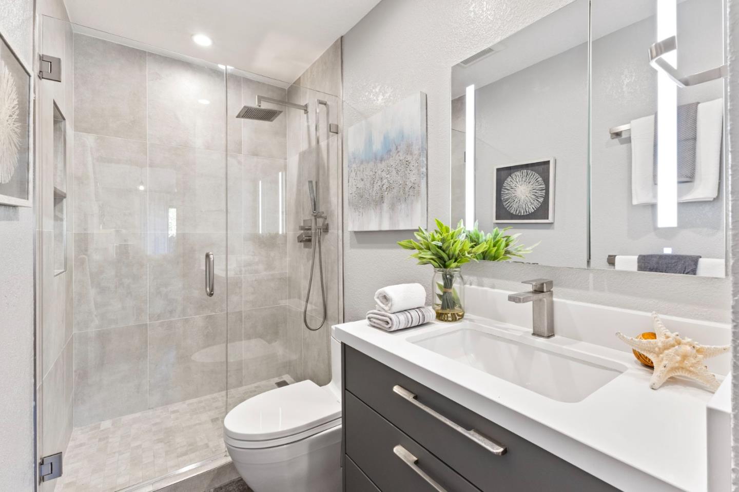 Detail Gallery Image 9 of 24 For 128 Brahms Way, Sunnyvale,  CA 94087 - 3 Beds | 2 Baths