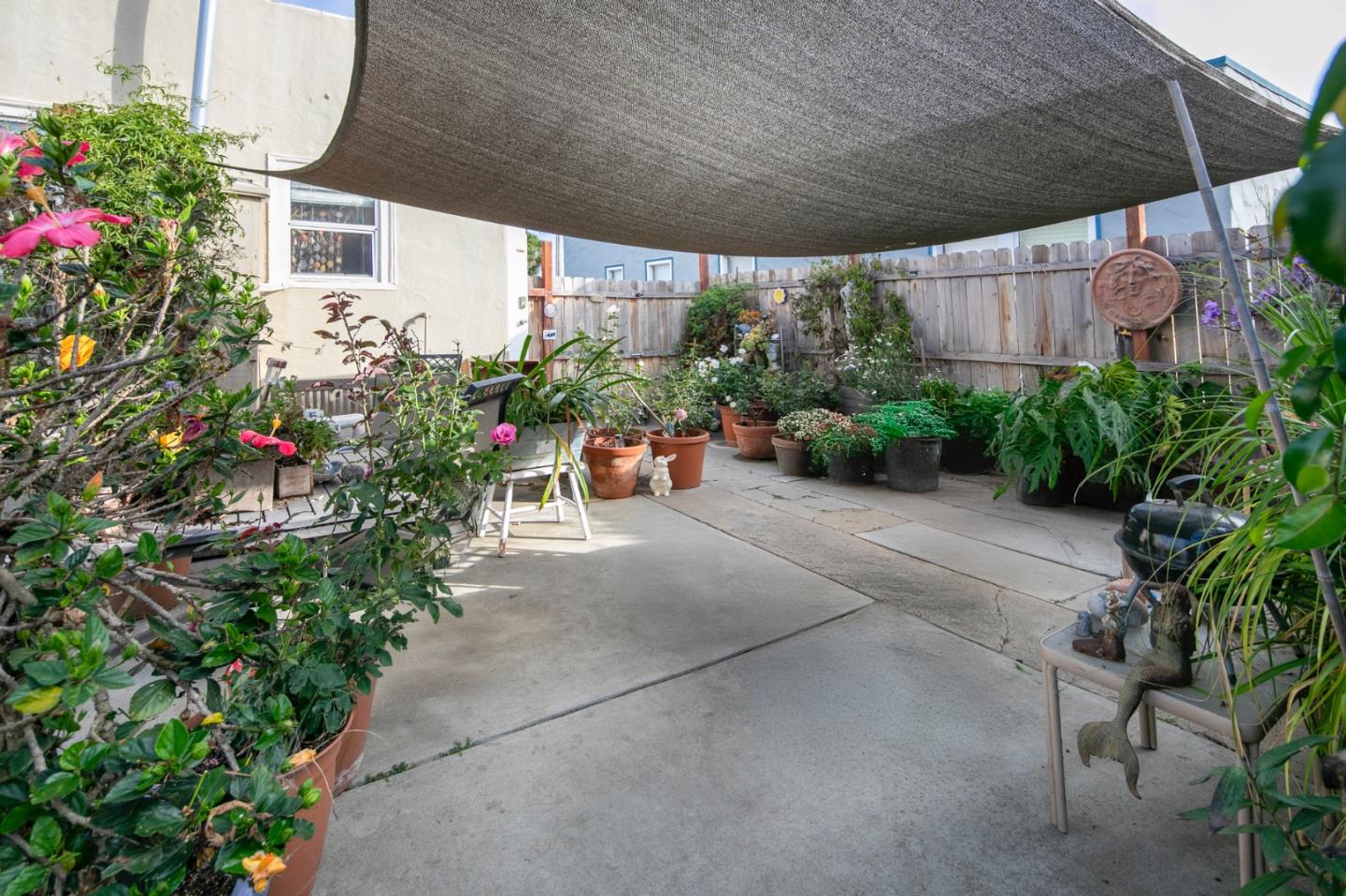 Detail Gallery Image 11 of 17 For 527 Park St, Salinas,  CA 93901 - 2 Beds | 1 Baths