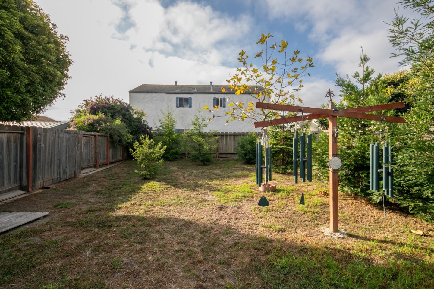 Detail Gallery Image 12 of 17 For 527 Park St, Salinas,  CA 93901 - 2 Beds | 1 Baths