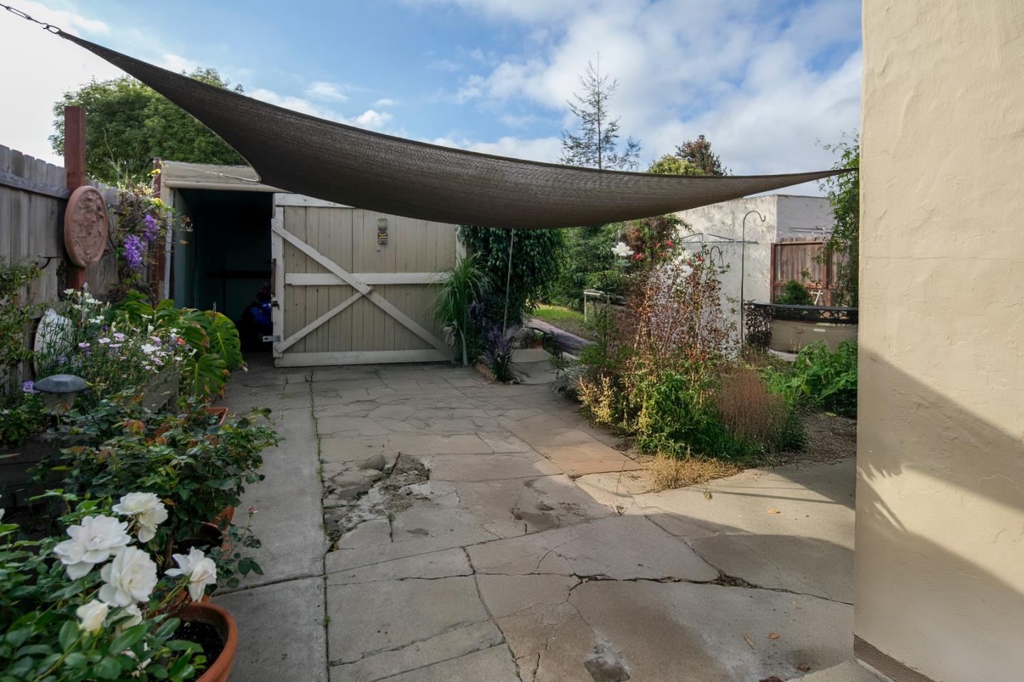 Detail Gallery Image 13 of 17 For 527 Park St, Salinas,  CA 93901 - 2 Beds | 1 Baths