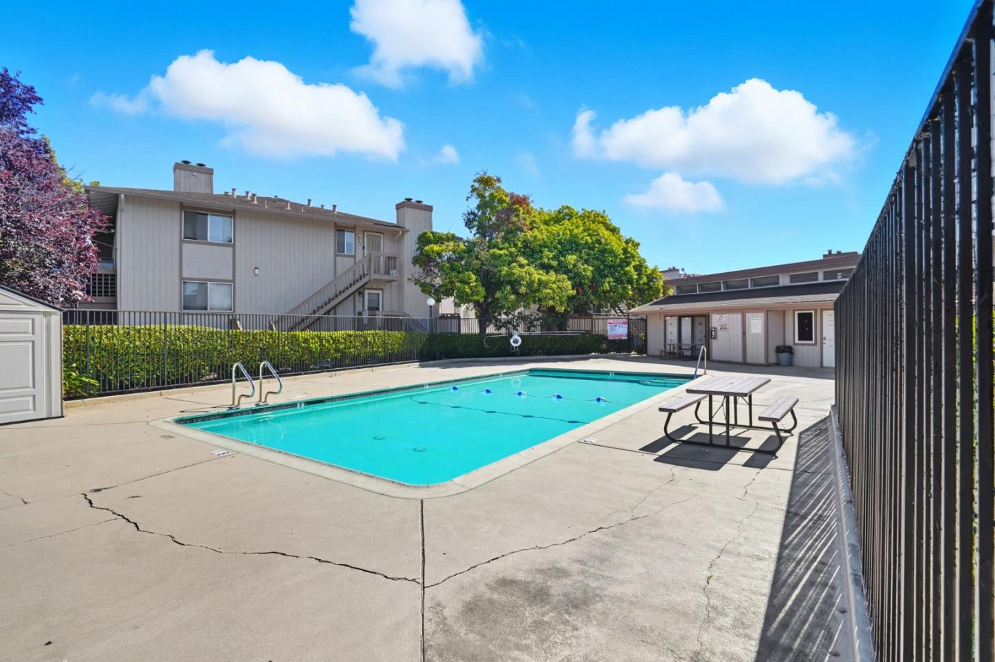 Detail Gallery Image 20 of 22 For 25163 Copa Del Oro Dr #202,  Hayward,  CA 94545 - 1 Beds | 1 Baths