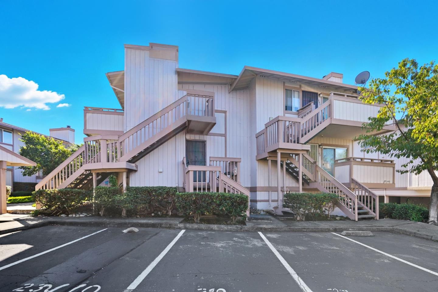 Detail Gallery Image 21 of 22 For 25163 Copa Del Oro Dr #202,  Hayward,  CA 94545 - 1 Beds | 1 Baths