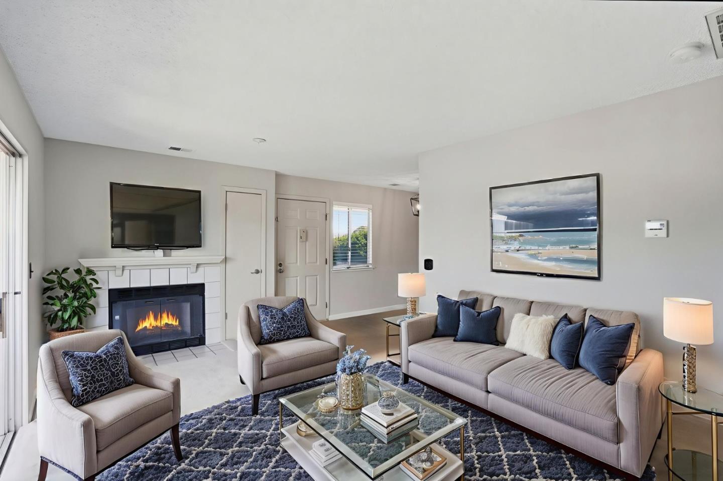 Detail Gallery Image 3 of 22 For 25163 Copa Del Oro Dr #202,  Hayward,  CA 94545 - 1 Beds | 1 Baths