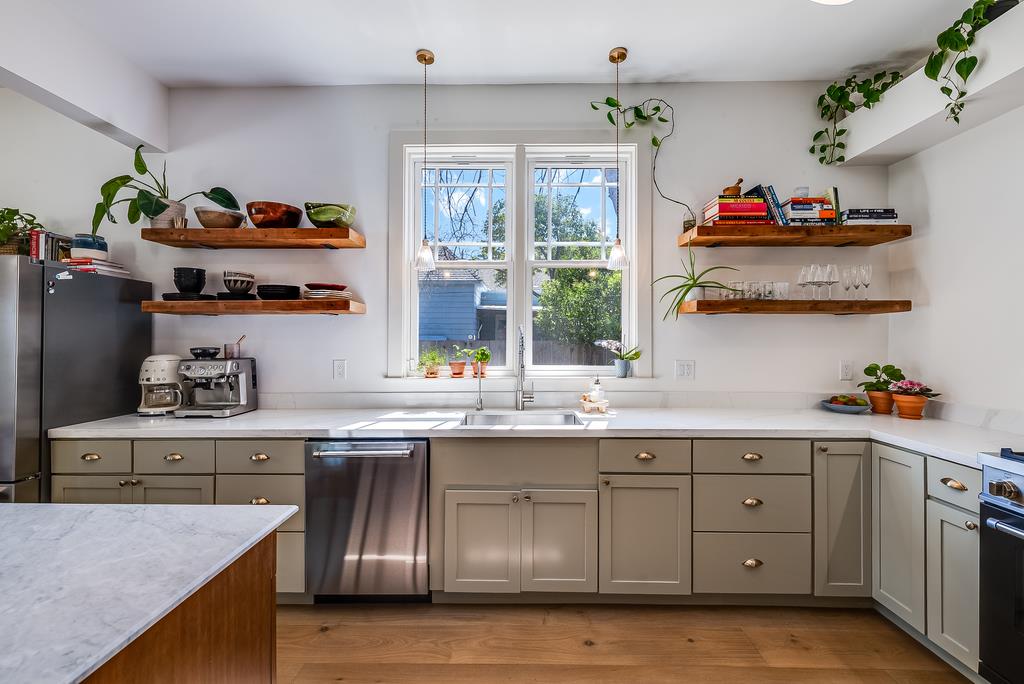 Detail Gallery Image 12 of 56 For 773 Asbury St, San Jose,  CA 95126 - 2 Beds | 1 Baths