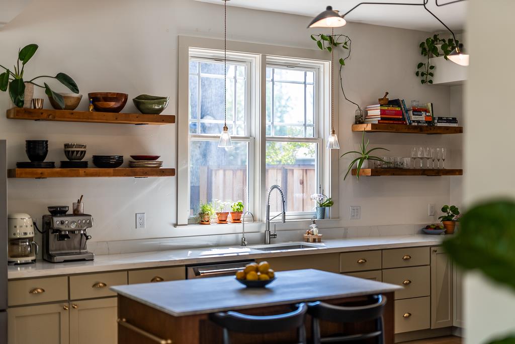 Detail Gallery Image 13 of 56 For 773 Asbury St, San Jose,  CA 95126 - 2 Beds | 1 Baths