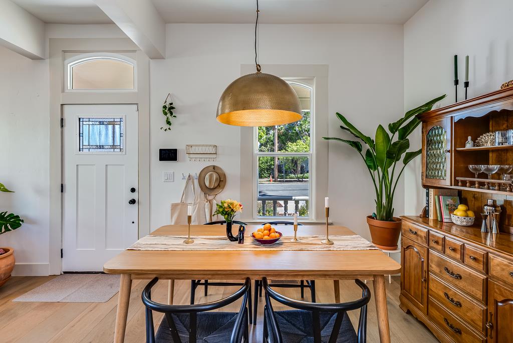 Detail Gallery Image 8 of 56 For 773 Asbury St, San Jose,  CA 95126 - 2 Beds | 1 Baths