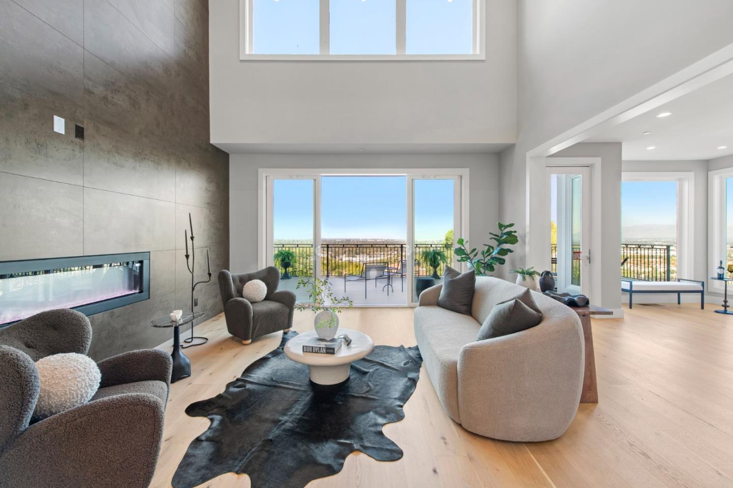 Detail Gallery Image 10 of 44 For 2661 Carol Dr, San Jose,  CA 95125 - 5 Beds | 5/1 Baths