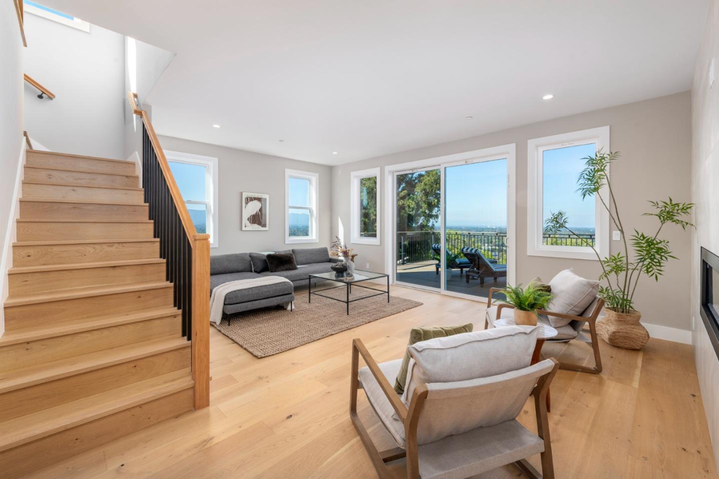 Detail Gallery Image 24 of 44 For 2661 Carol Dr, San Jose,  CA 95125 - 5 Beds | 5/1 Baths