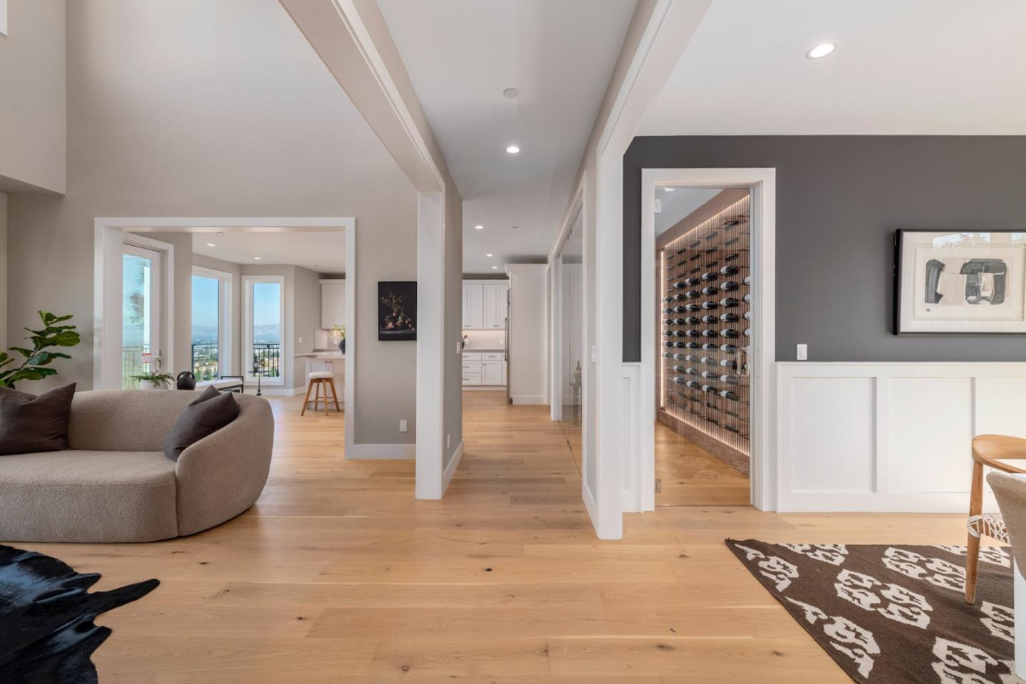 Detail Gallery Image 5 of 44 For 2661 Carol Dr, San Jose,  CA 95125 - 5 Beds | 5/1 Baths