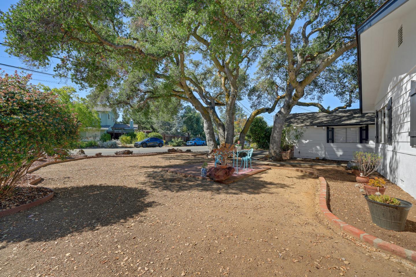 Detail Gallery Image 10 of 59 For 10350 Mann Dr, Cupertino,  CA 95014 - 3 Beds | 2 Baths