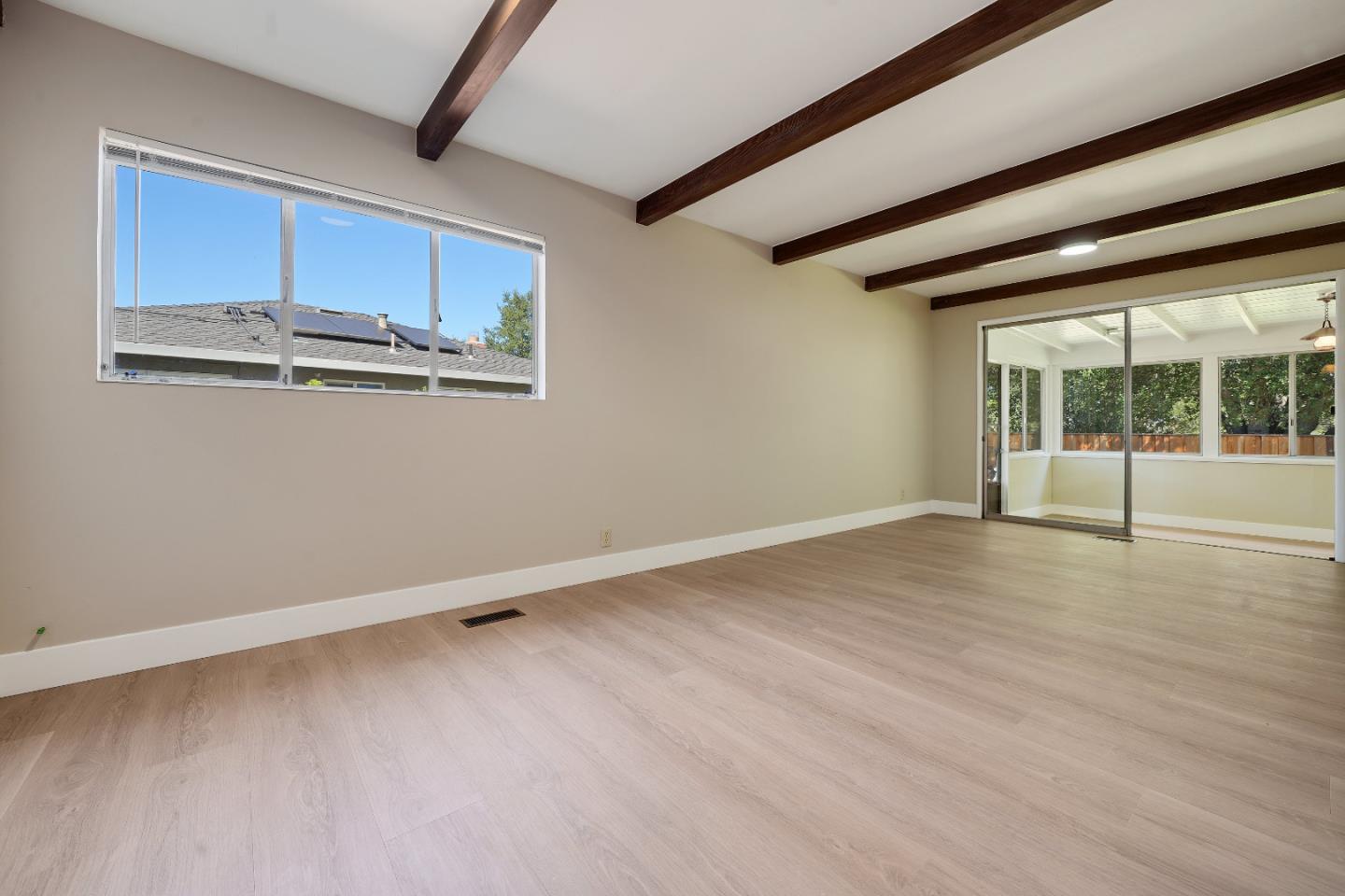 Detail Gallery Image 16 of 59 For 10350 Mann Dr, Cupertino,  CA 95014 - 3 Beds | 2 Baths