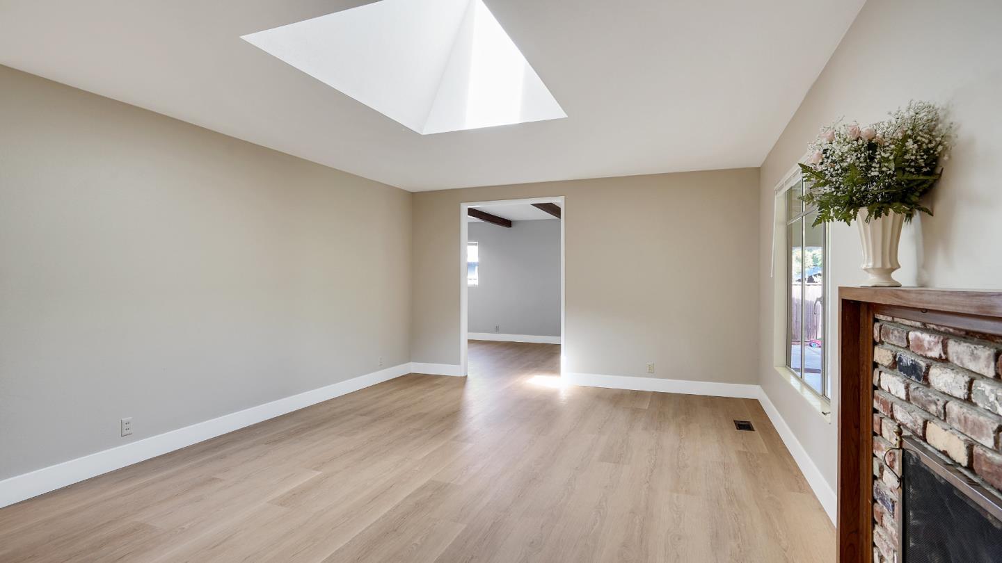 Detail Gallery Image 23 of 59 For 10350 Mann Dr, Cupertino,  CA 95014 - 3 Beds | 2 Baths