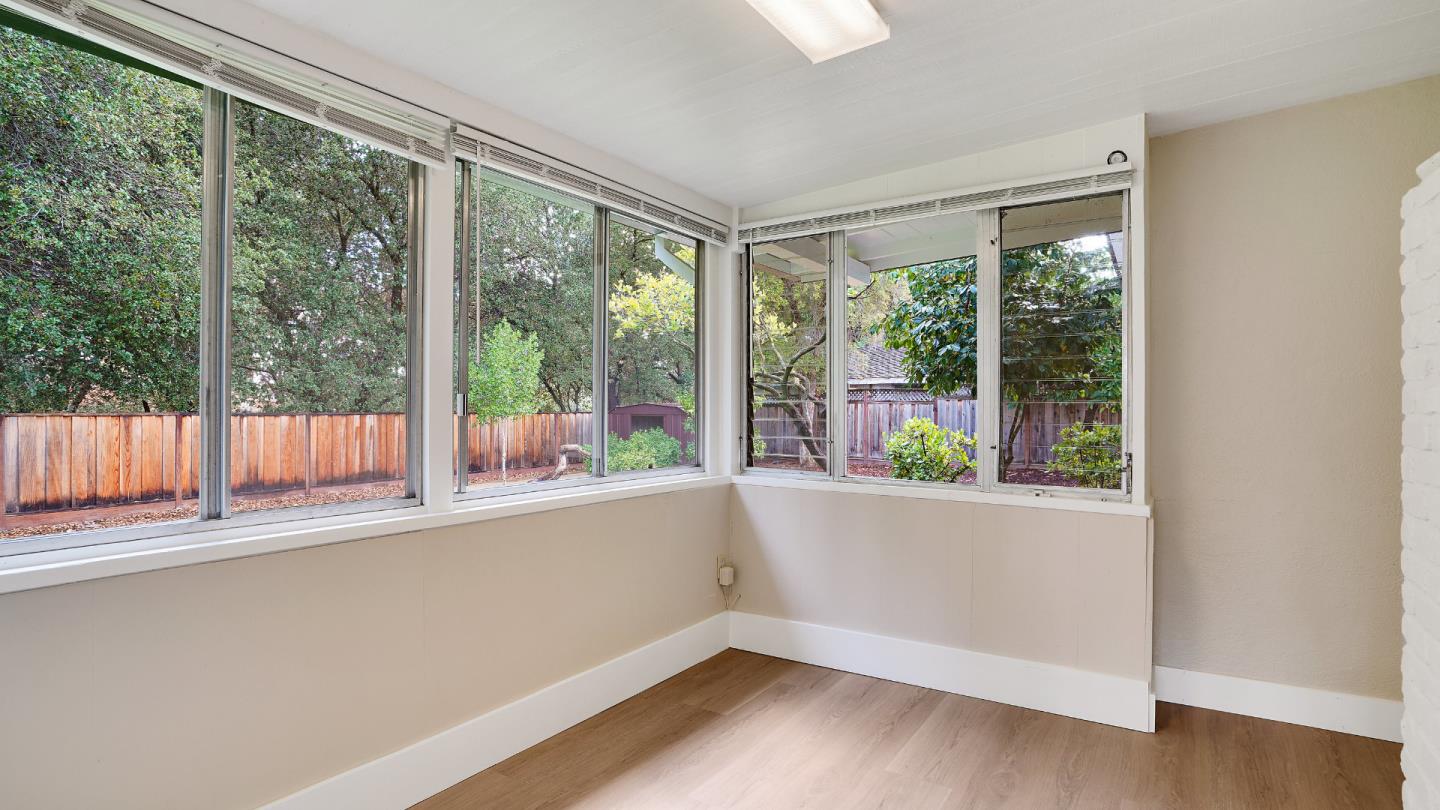 Detail Gallery Image 26 of 59 For 10350 Mann Dr, Cupertino,  CA 95014 - 3 Beds | 2 Baths