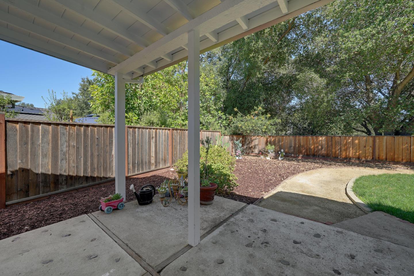 Detail Gallery Image 29 of 59 For 10350 Mann Dr, Cupertino,  CA 95014 - 3 Beds | 2 Baths