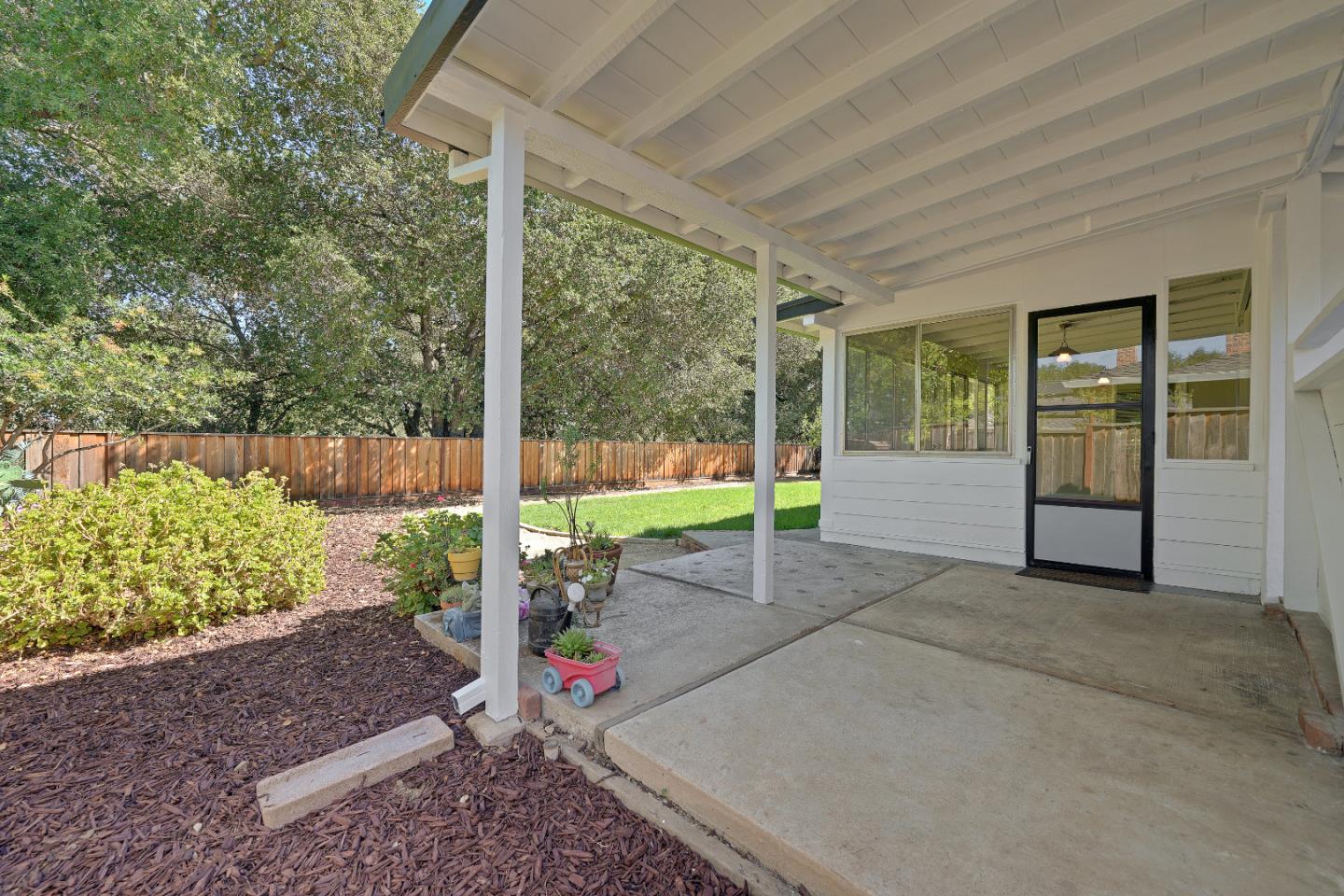 Detail Gallery Image 30 of 59 For 10350 Mann Dr, Cupertino,  CA 95014 - 3 Beds | 2 Baths