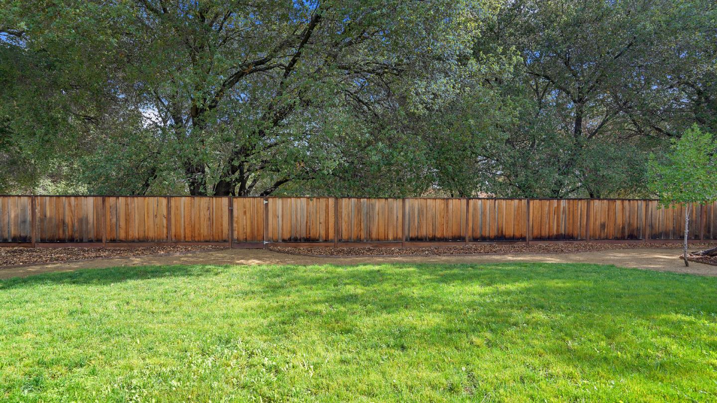 Detail Gallery Image 35 of 59 For 10350 Mann Dr, Cupertino,  CA 95014 - 3 Beds | 2 Baths