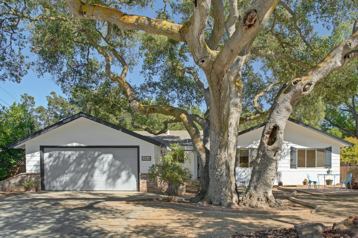 Detail Gallery Image 8 of 59 For 10350 Mann Dr, Cupertino,  CA 95014 - 3 Beds | 2 Baths