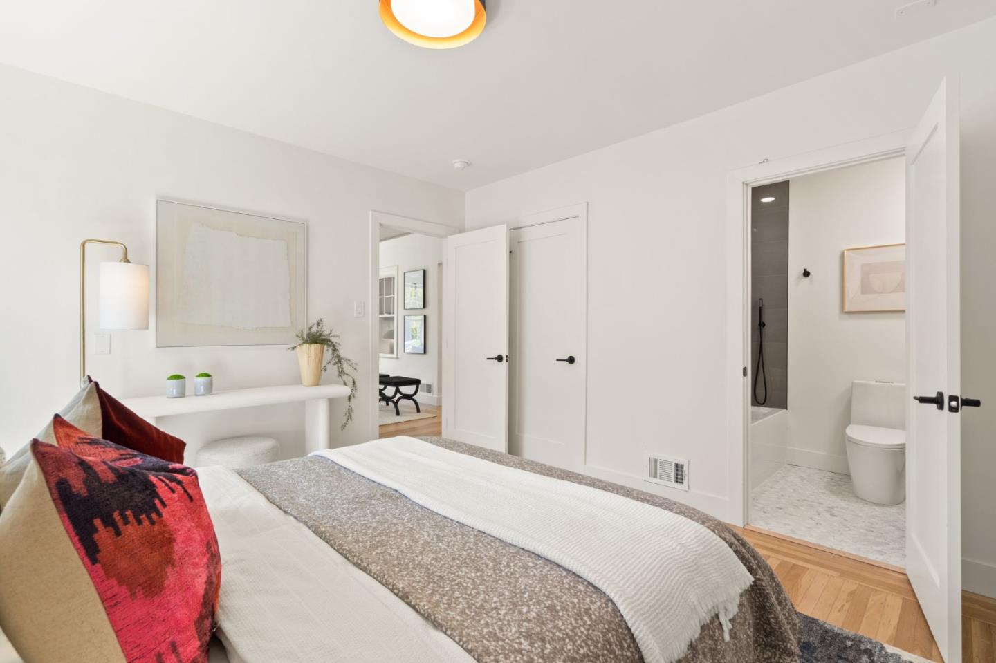 Detail Gallery Image 16 of 66 For 909 S Grant St, San Mateo,  CA 94402 - 4 Beds | 4 Baths