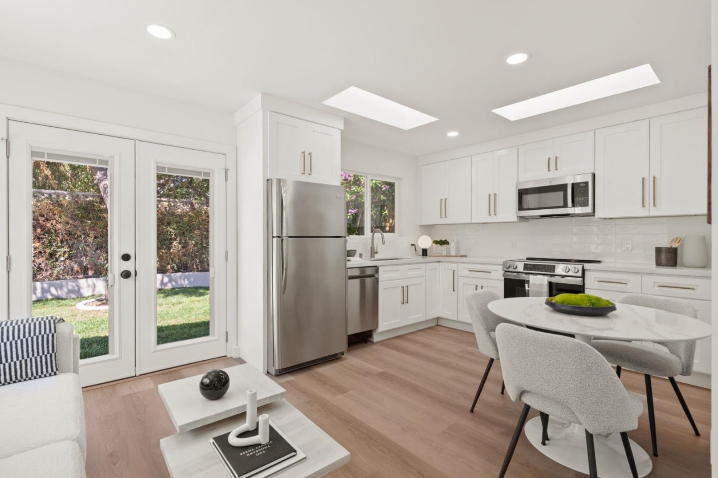 Detail Gallery Image 44 of 66 For 909 S Grant St, San Mateo,  CA 94402 - 4 Beds | 4 Baths