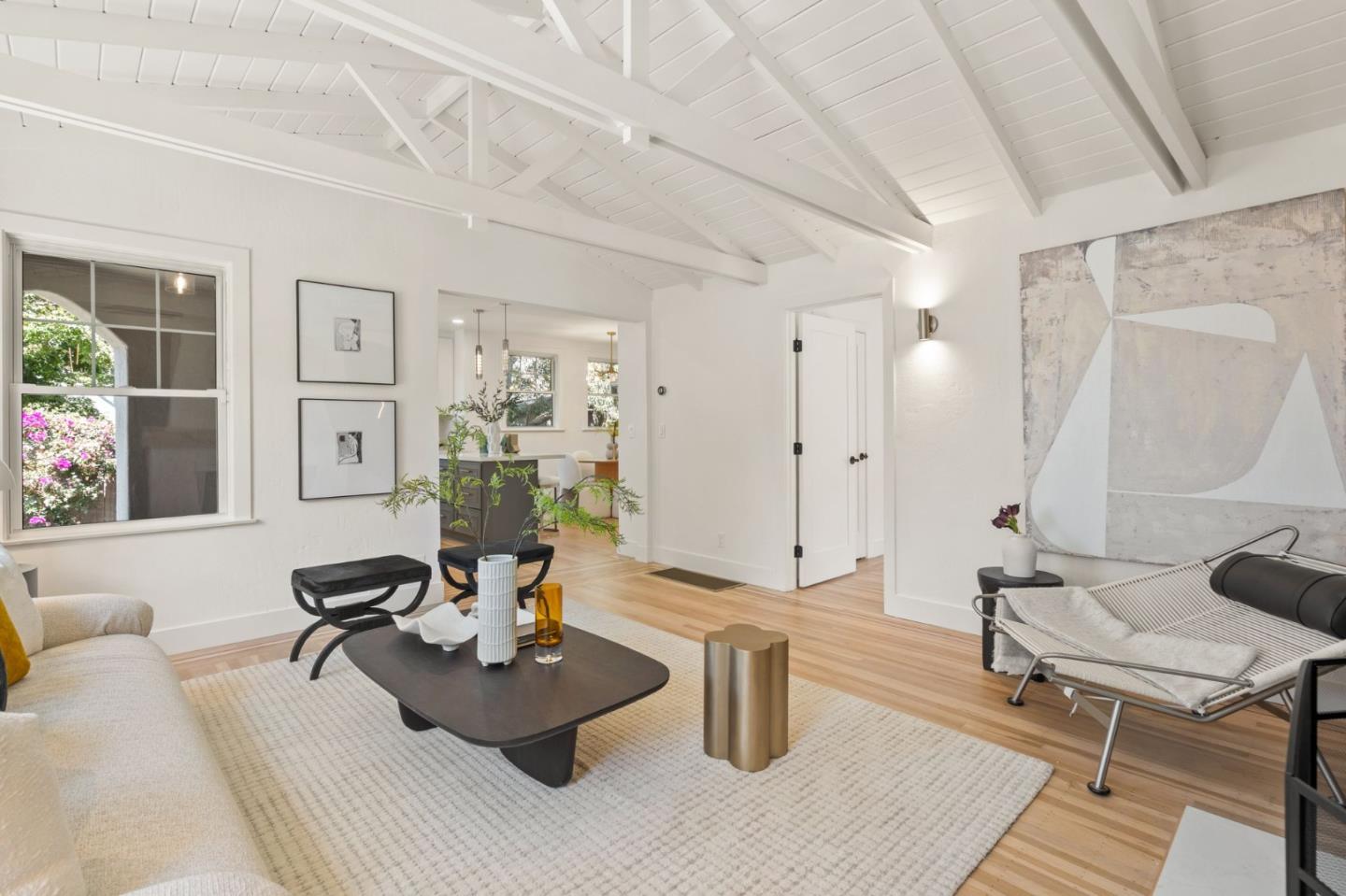 Detail Gallery Image 5 of 66 For 909 S Grant St, San Mateo,  CA 94402 - 4 Beds | 4 Baths