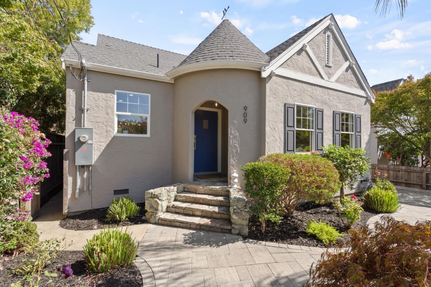 Detail Gallery Image 51 of 66 For 909 S Grant St, San Mateo,  CA 94402 - 4 Beds | 4 Baths