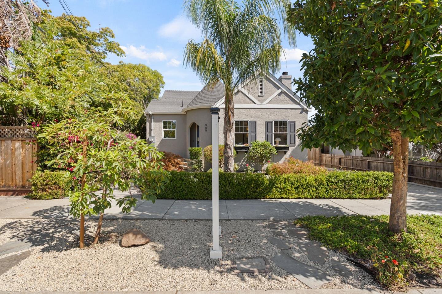 Detail Gallery Image 53 of 66 For 909 S Grant St, San Mateo,  CA 94402 - 4 Beds | 4 Baths