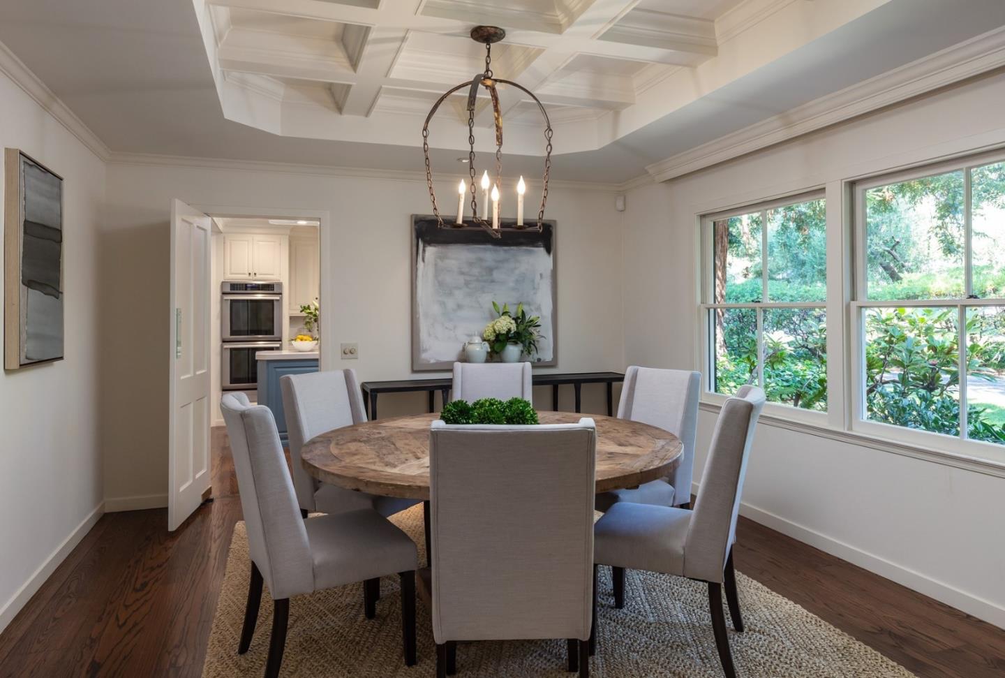 Detail Gallery Image 11 of 29 For 69 Flood Cir, Atherton,  CA 94027 - 5 Beds | 4/1 Baths