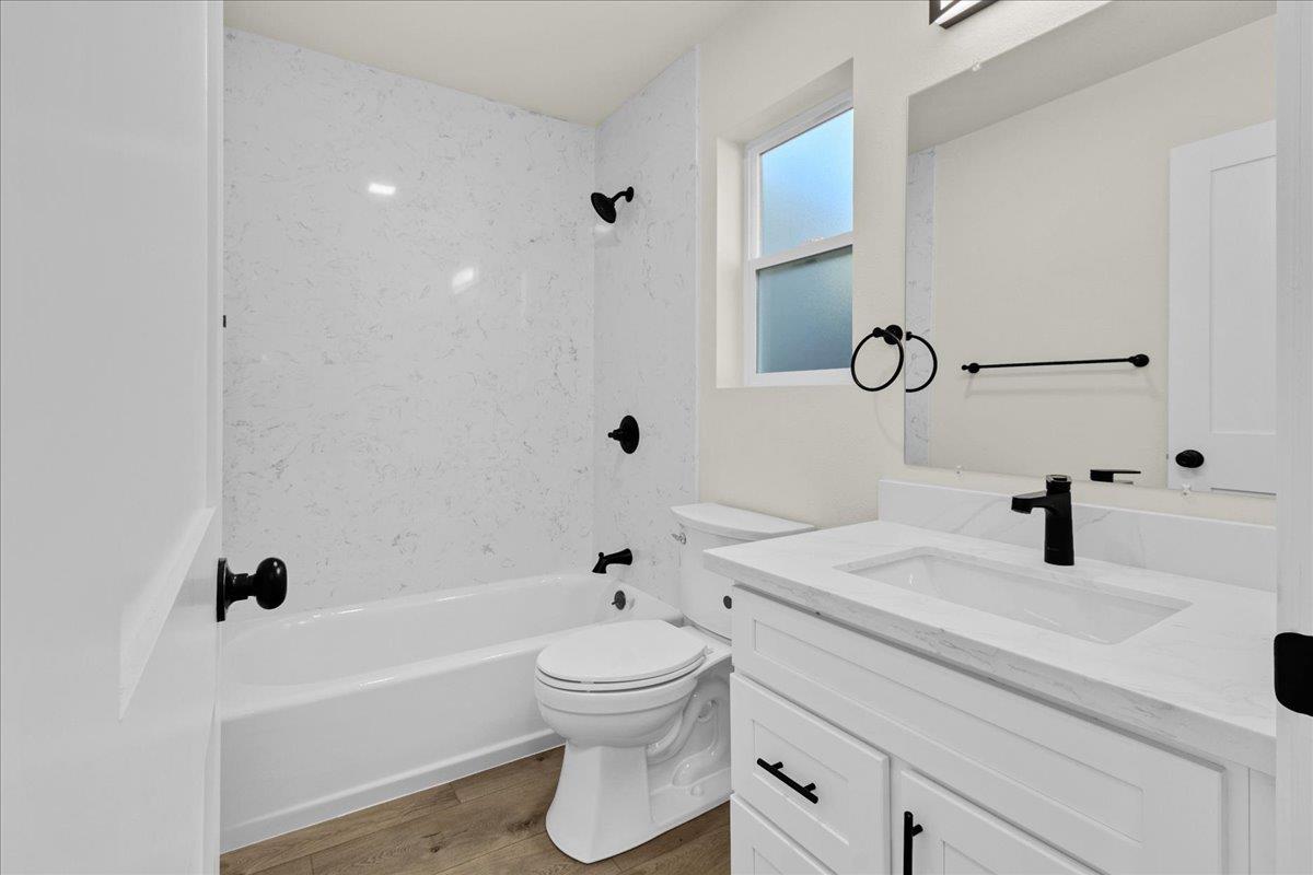 Detail Gallery Image 10 of 15 For 1521 Ebro Cir, Salinas,  CA 93906 - 3 Beds | 2 Baths