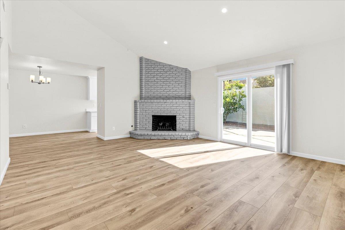 Detail Gallery Image 3 of 15 For 1521 Ebro Cir, Salinas,  CA 93906 - 3 Beds | 2 Baths