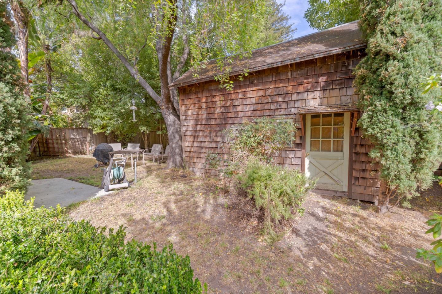 Detail Gallery Image 35 of 37 For 33 Edgewood Way, Santa Cruz,  CA 95060 - – Beds | – Baths